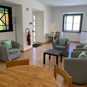 Hi - De Juventude Hostel Oeiras